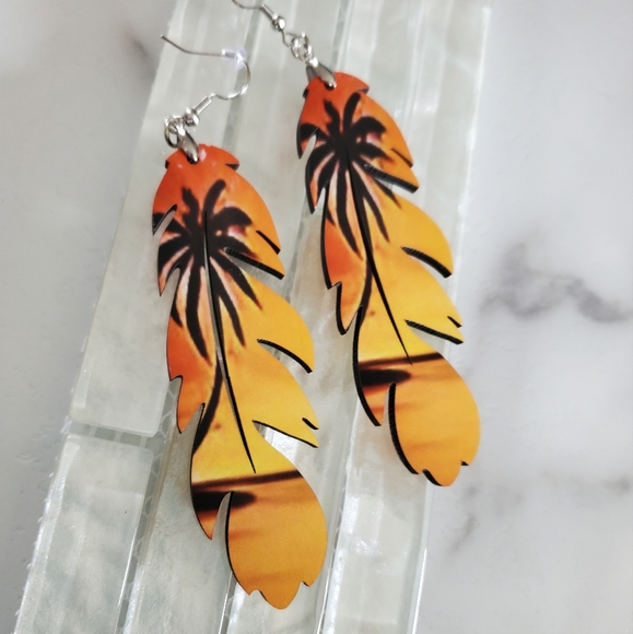 Palm Tree Feather Earrings - Picture 3 of 6